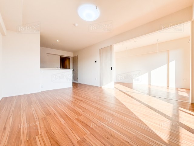 居室・リビング　広いリビングです☆