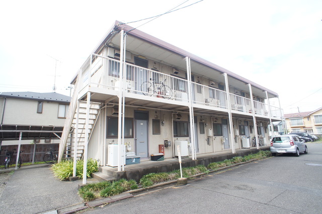 建物外観　閑静な住宅街☆落ち着いた生活をお望みの方にはぴったりです