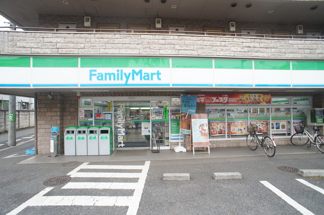 コンビニ　ファミリーマート狛江慈恵医大前店（コンビニ）まで629m
