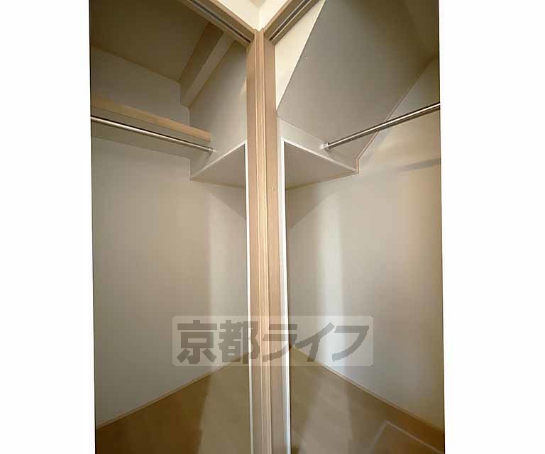 収納　大きな荷物も入ります！