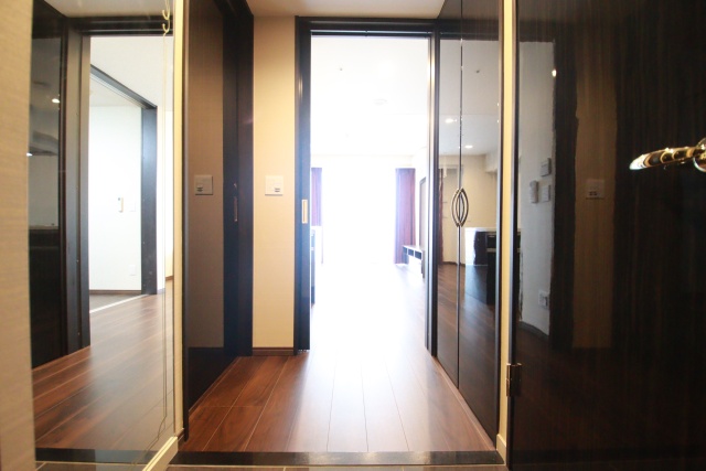 玄関　※別室の参考写真の為、現況優先です。