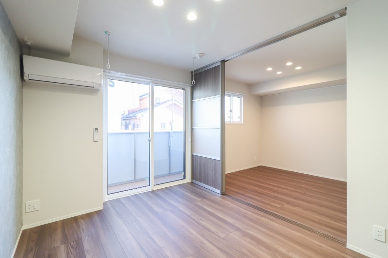 居室・リビング　図面と現状に相違がある場合には現状を優先