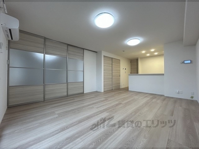 居室・リビング　リビング