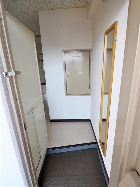 玄関　松山市高砂町　豊洋ハイツ　玄関