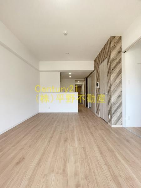 居室・リビング　同建設会社施工の別物件です。