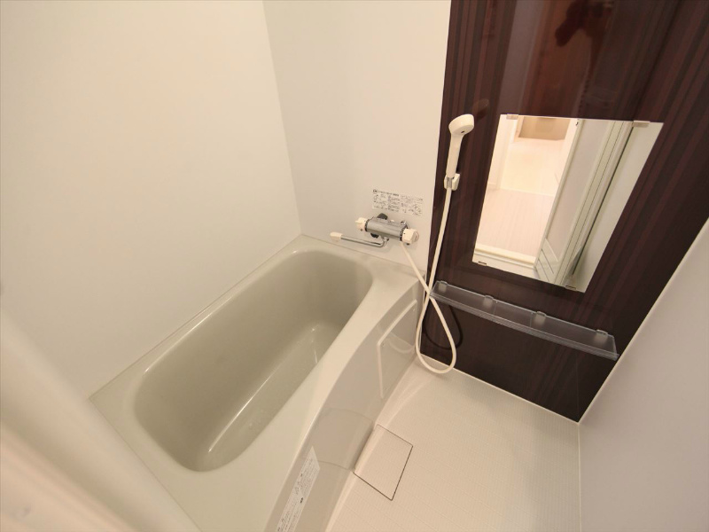 バス・シャワールーム　浴室暖房乾燥機付　24時間換気機能付バスルーム