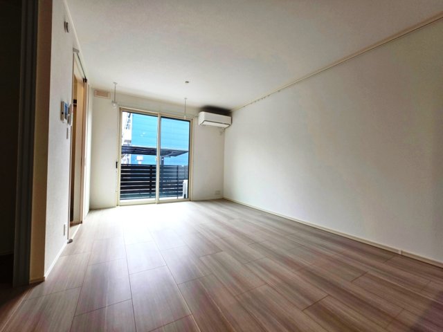 居室・リビング　同間取り別部屋の参考写真