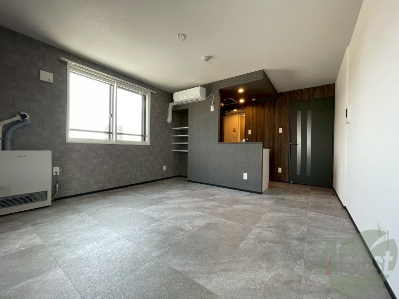 居室・リビング　広々としたリビングですね。使い勝手がよさそうですね！