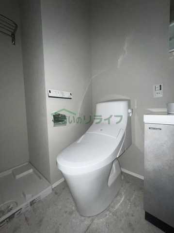 トイレ　※参考写真です。同じ間取りの別部屋になります。