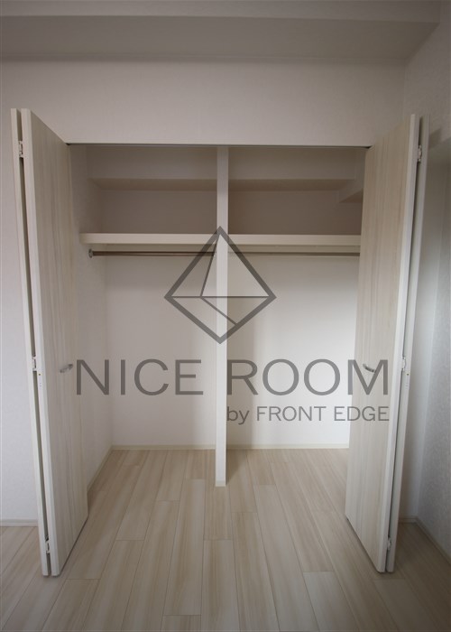 収納　プレジオ難波EURO　クローゼット