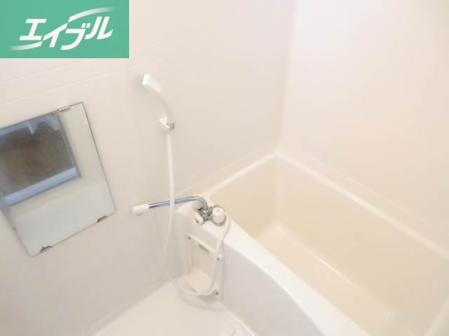 バス・シャワールーム　バスルーム