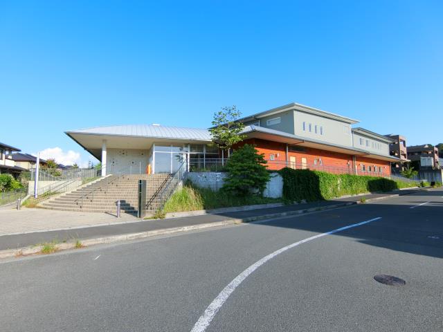 幼稚園・保育園　なごみこども園（幼稚園・保育園）まで327m