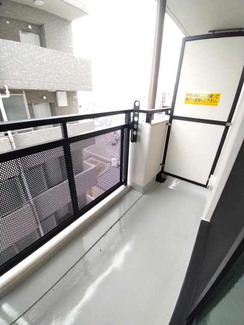 バルコニー　洗濯物が干せるバルコニースペース♪