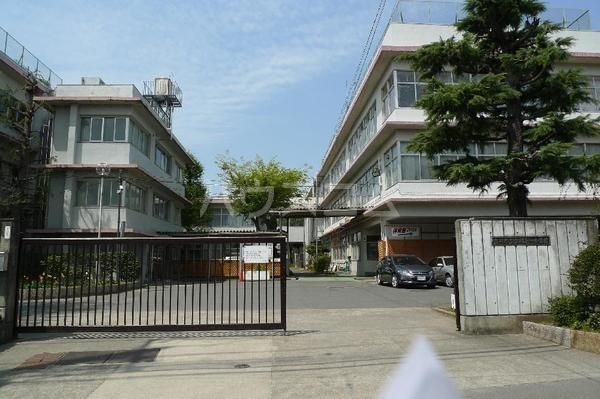 中学校　立川市立立川第一中学校（中学校）まで663m
