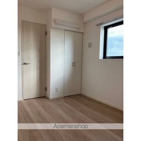 Alivis一之江の居間写真