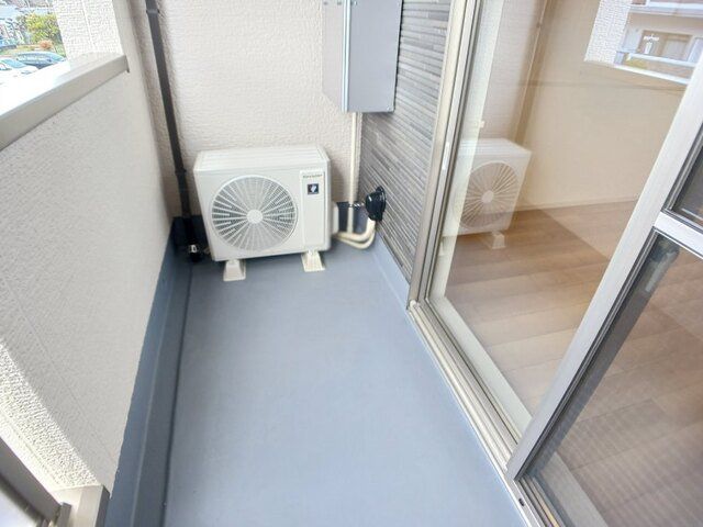 バルコニー　バルコニー