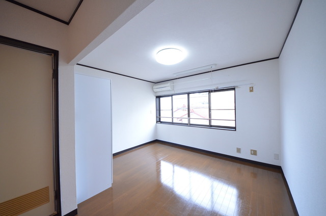 居室・リビング　★開放感のあるお部屋★