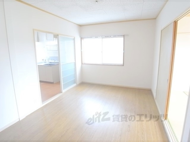 居室・リビング　洋室