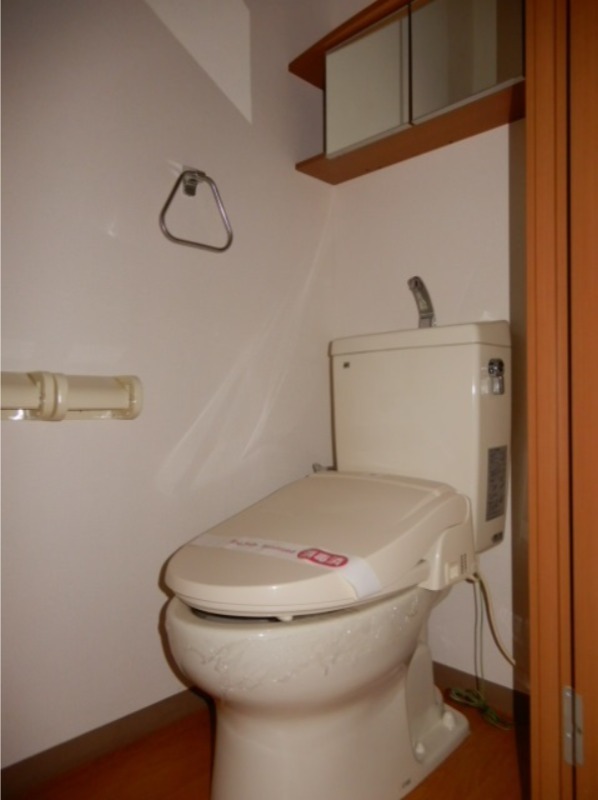 トイレ　図面と現状に相違がある場合には現状を優先