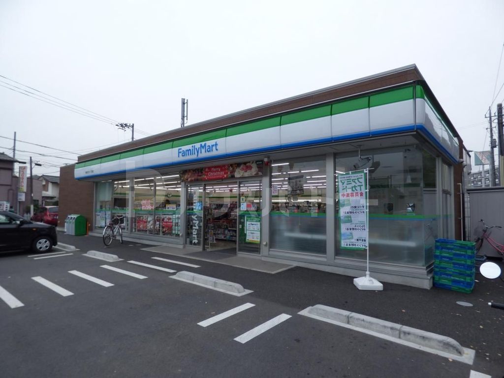 コンビニ　ファミリーマート稲毛穴川1丁目店（コンビニ）まで210m