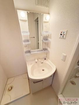 洗面設備　洗髪洗面化粧台