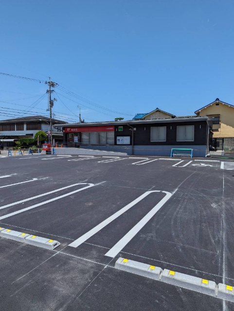 郵便局　一身田郵便局（郵便局）まで514m