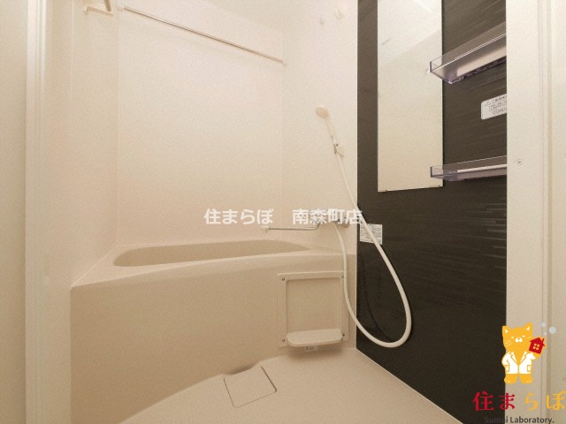 バス・シャワールーム　「見た目じゃなく、心に“しっくりくる”を大切に。」