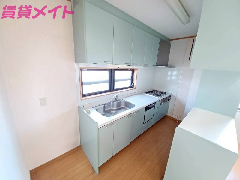 キッチン　同物件別室写真