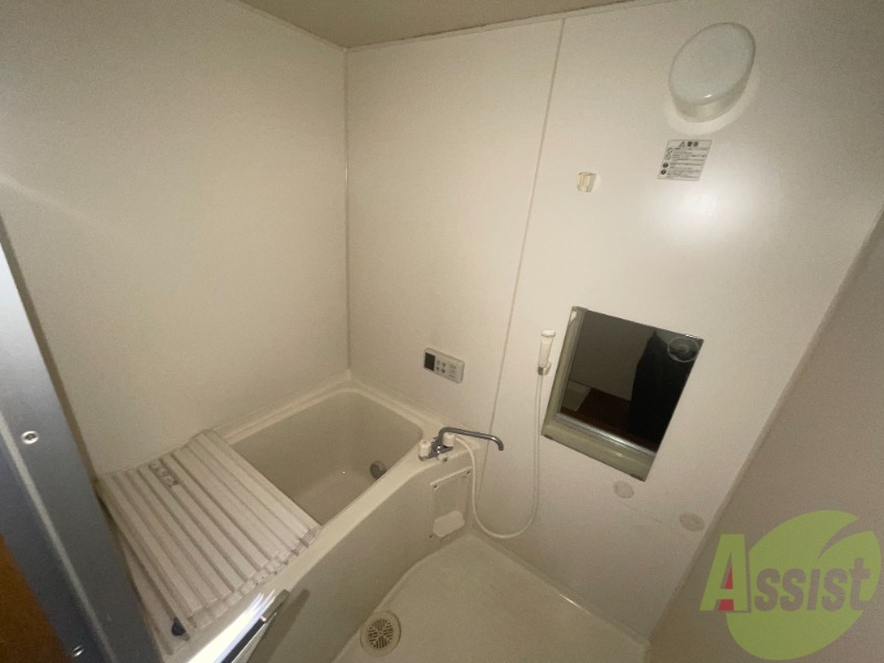 バス・シャワールーム　バスルームは一日の疲れをいやす場所です。