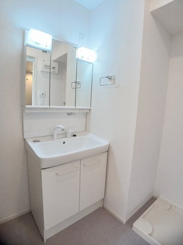 洗面設備　忙しい朝には欠かせない洗面所です