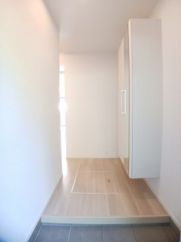 玄関　落ち着いた玄関です