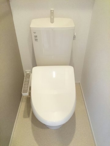 トイレ　落ち着いたトイレです