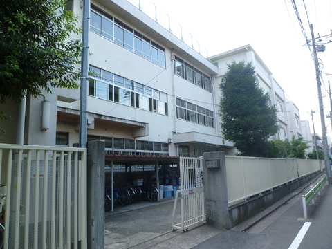 小学校　大田区立仲六郷小学校（小学校）まで456m
