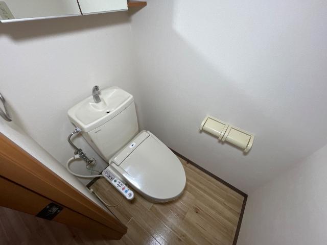 トイレ　トイレ