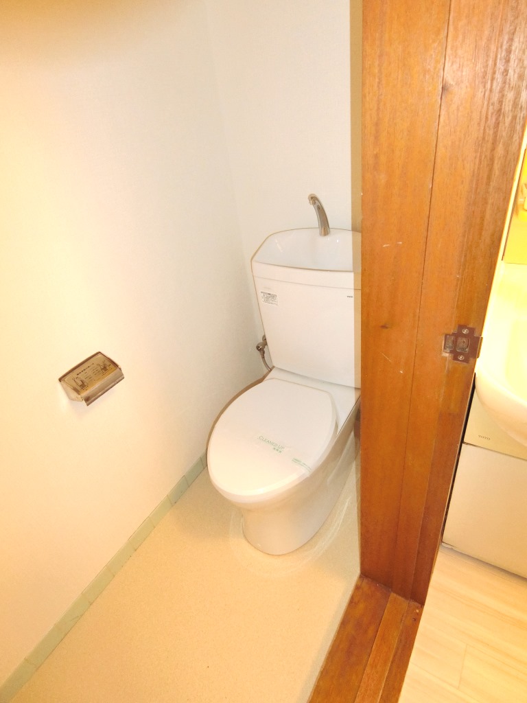 トイレ　＊別室参考