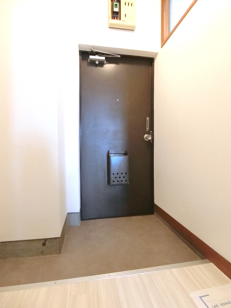 玄関　＊別室参考