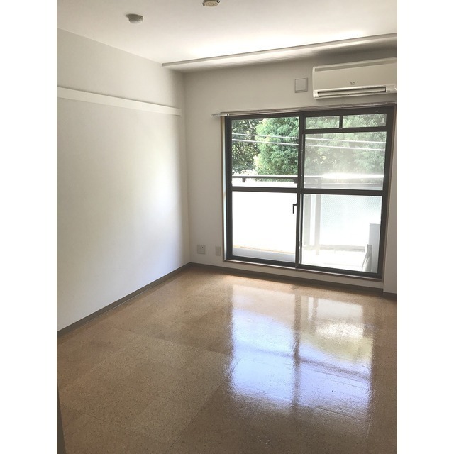 居室・リビング　同タイプ別部屋画像・現況優先