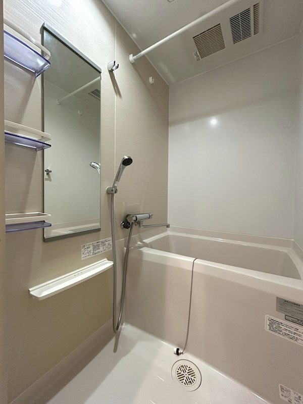 バス・シャワールーム　※別部屋参考写真