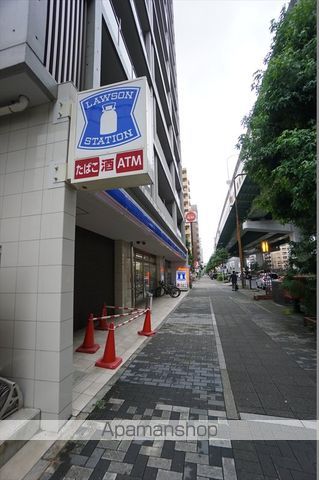 コンビニ　ローソン（コンビニ）まで135m