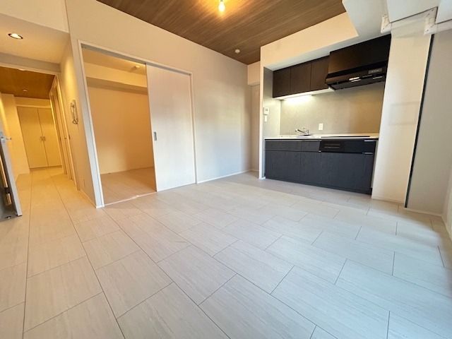 居室・リビング　☆明るい居室☆