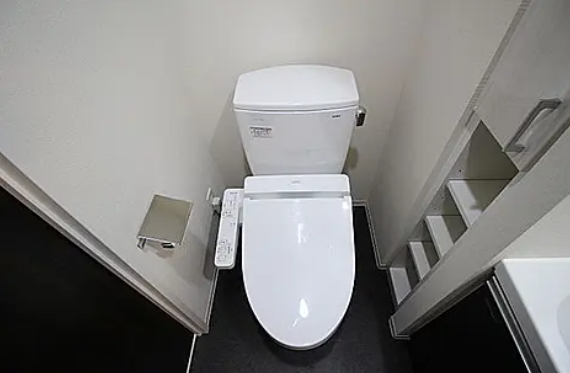 トイレ　トイレ