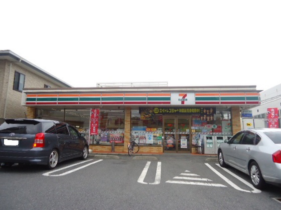 コンビニ　セブンイレブン広島東観音店（コンビニ）まで242m