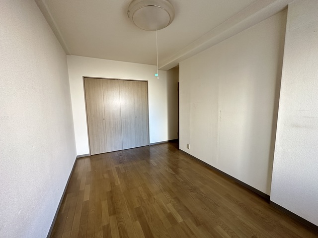 その他部屋・スペース　別部屋参考写真です。リフォーム前のお部屋です