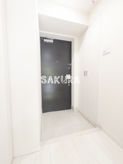 玄関　シューズボックス付きの玄関です♪