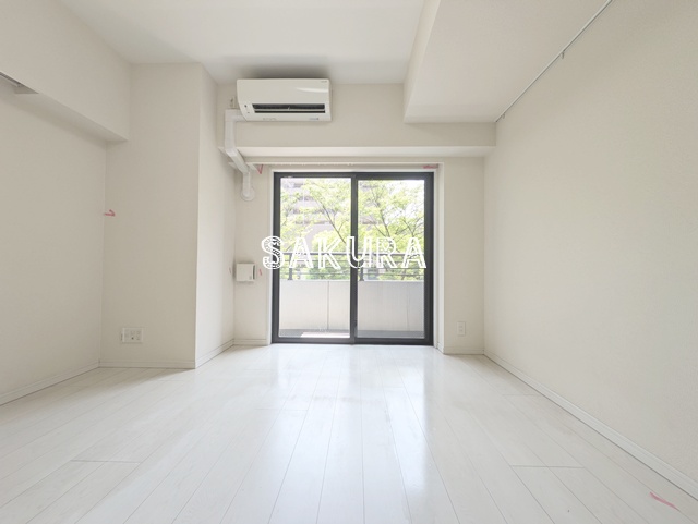 居室・リビング　使いやすい形の為、レイアウトを楽しめます♪