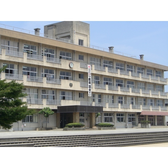 小学校　呉羽小学校（小学校）まで460m