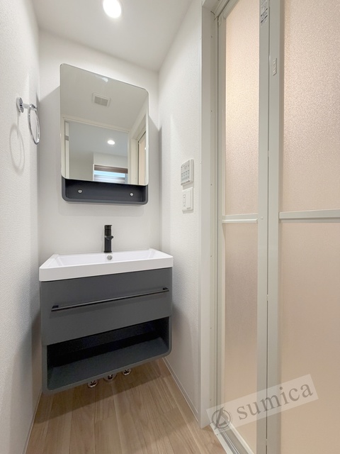 洗面設備　洗面脱衣所付き！独立洗面台が便利です♪♪