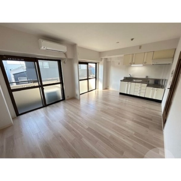 居室・リビング　※同タイプの写真です※