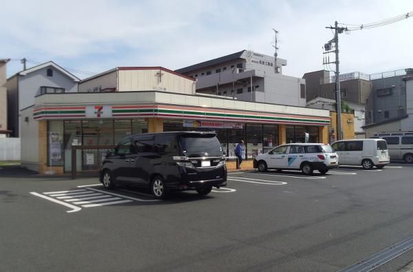 コンビニ　セブンイレブン 横浜井土ヶ谷下町店（コンビニ）まで226m