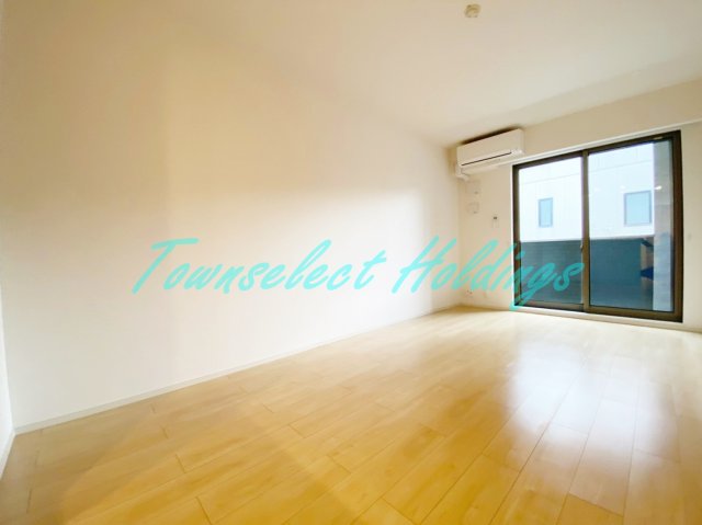 居室・リビング　広々12.2帖のリビング♪陽当たり良好♪